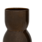 Vaas Noan downtown bruin