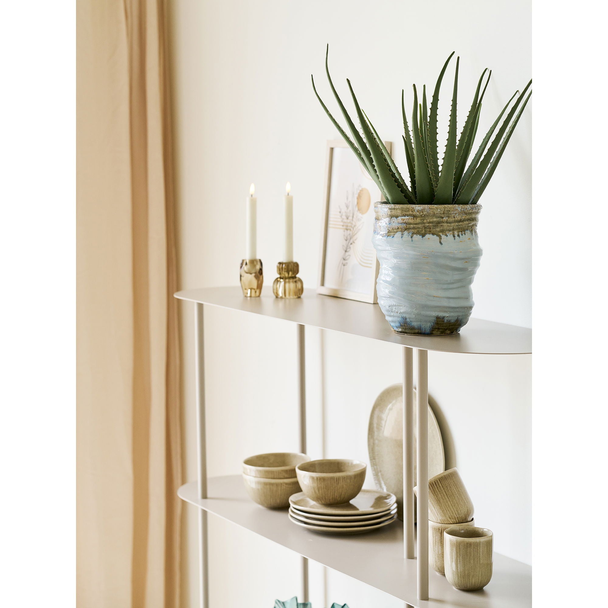 Rieti rek - 5 planken, asymmetrisch, metaal, zand 31x118x139 cm